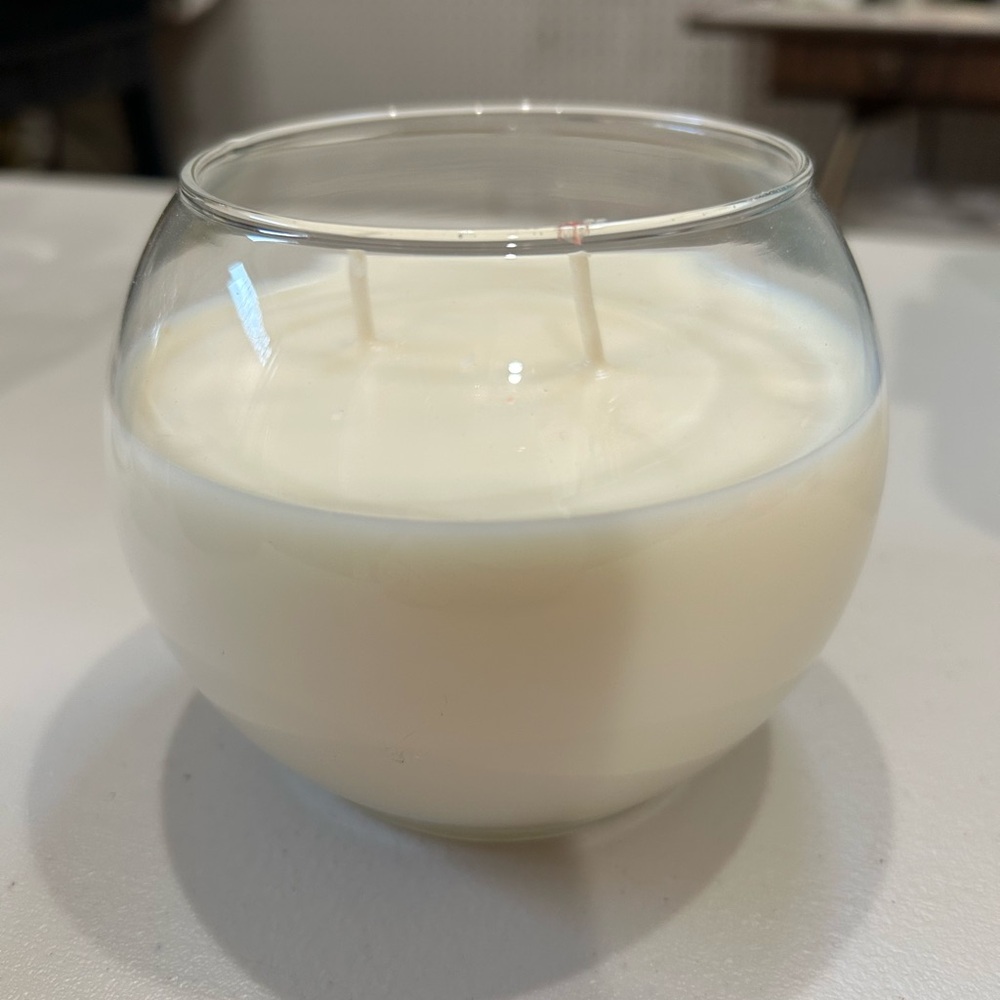 Orange Scented Soy Wax Candle Double Wick - Picture 2 of 2